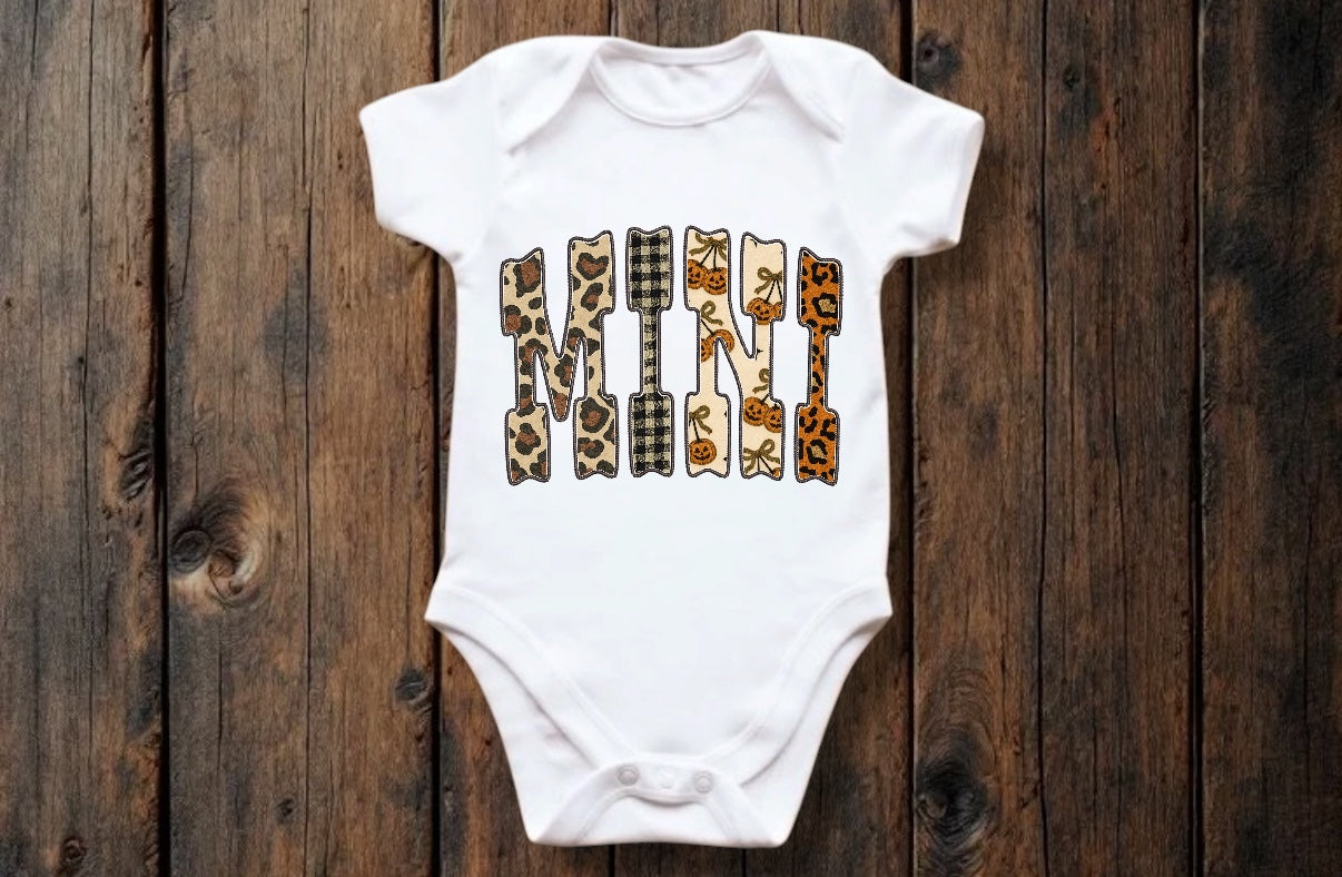 ClaxtoncreationsGB -Tiny terror Tee - Mama / mini