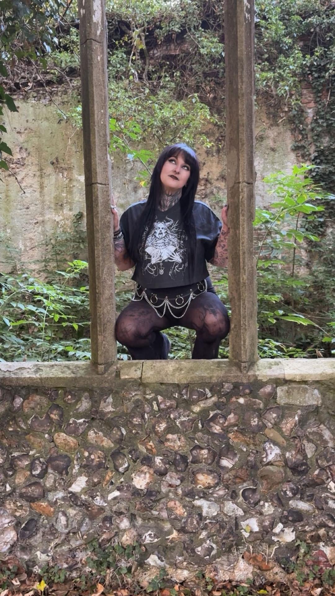 Unholy scream Heavyweight washed Cropped tee🖤 Claxton Creations GB