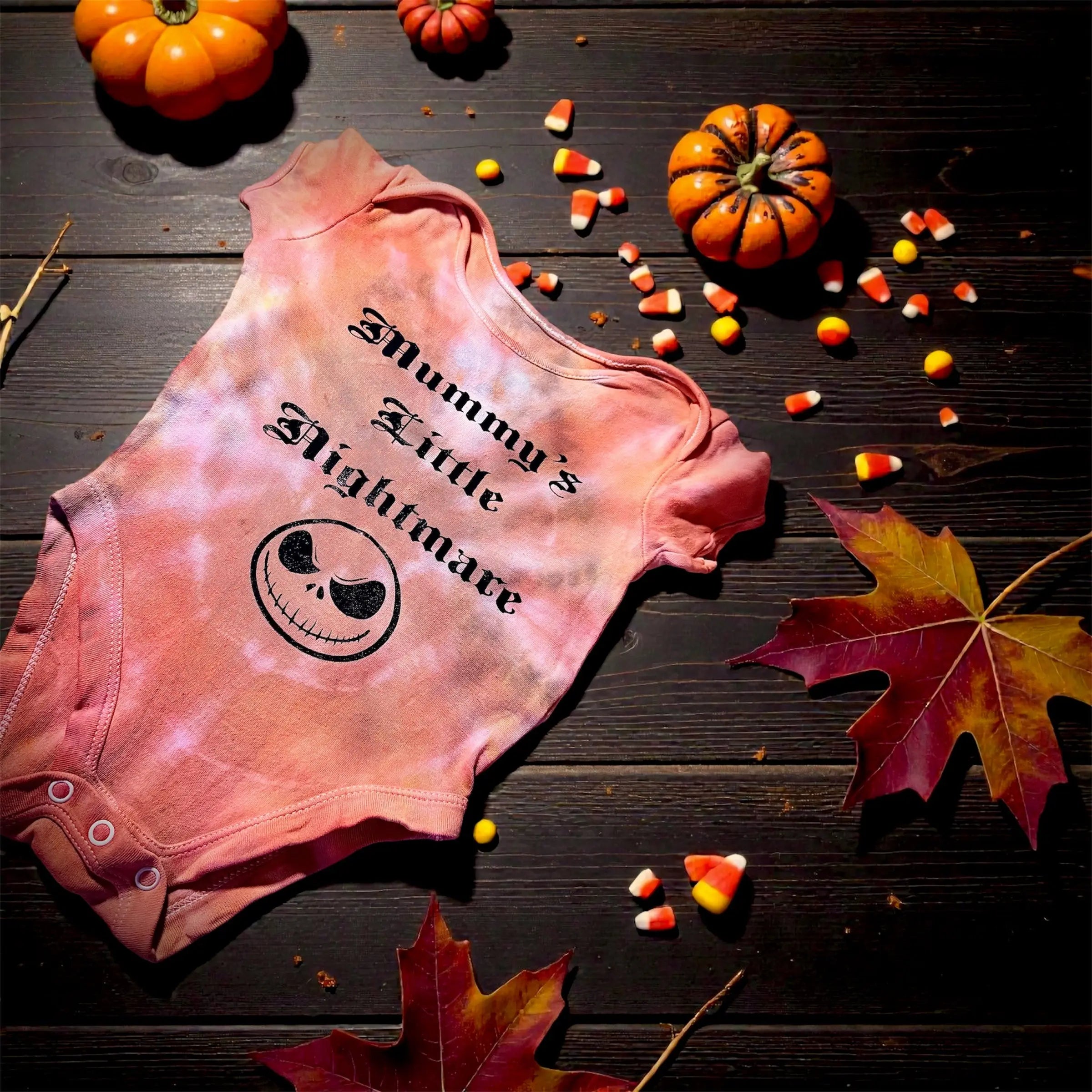 Tie-Dye baby vest 🦔🖤‘Mummy’s little nightmare’🖤🦔 Claxton Creations GB